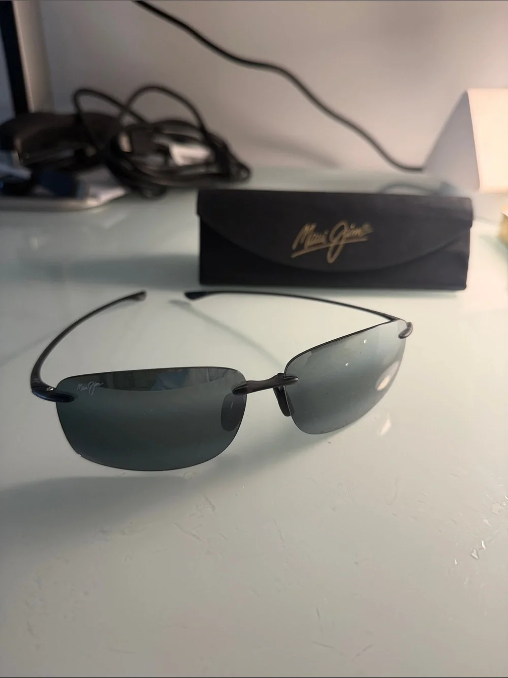 Maui Jim Hema Sunglasses in Black